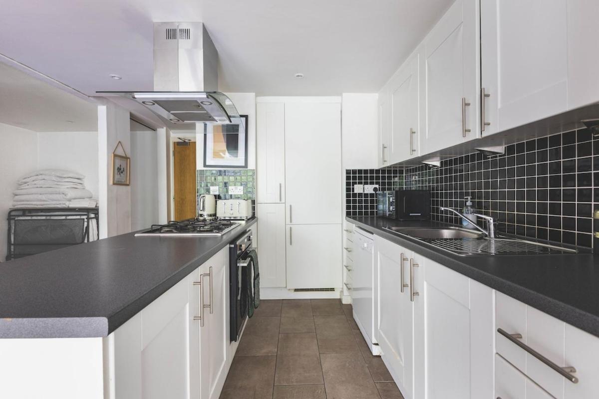 2bed Stratford With Easy Access To London, O2, Excel, Parking Nearby * Londres