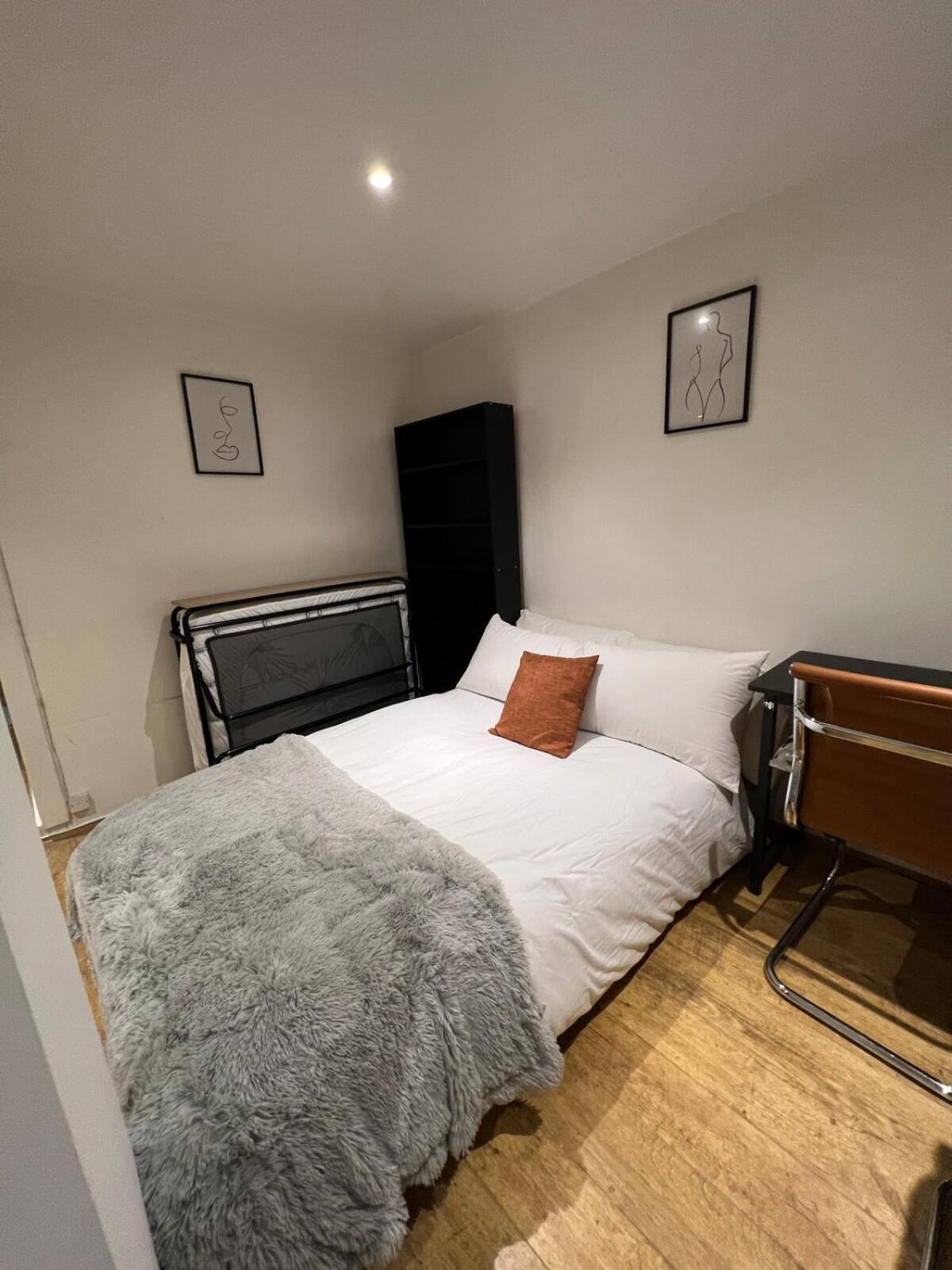 Appartement 2bed Stratford With Easy Access To London, O2, Excel, Parking Nearby *